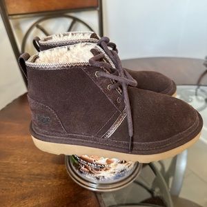 Boys UGG winter boots , good condition. Very warm